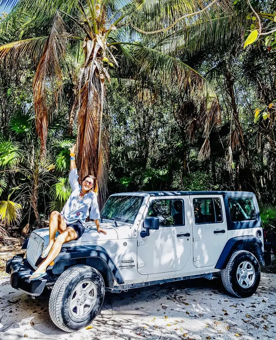 Descubrimiento Privado en Jeep por Cozumel a tu Medida